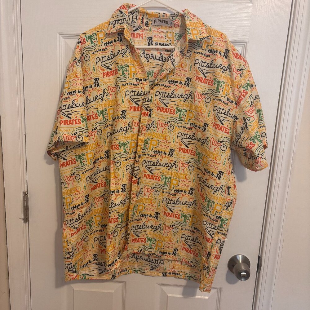 Pittsburgh Pirates Baseball City Hawaiian Shirt 2025 Giveaway Mens Sz AXL - Picture 1 of 4